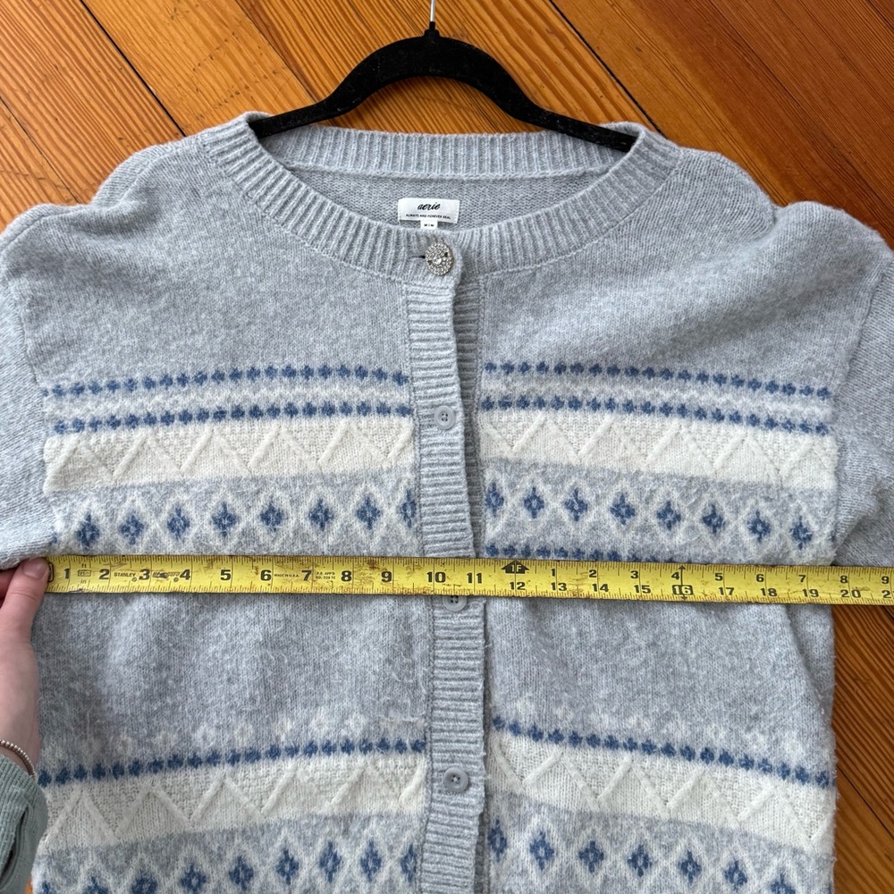 Aerie unReal Fairisle Cardigan Sweater in Medium Heather Gray Size Medium - Picture 7 of 9
